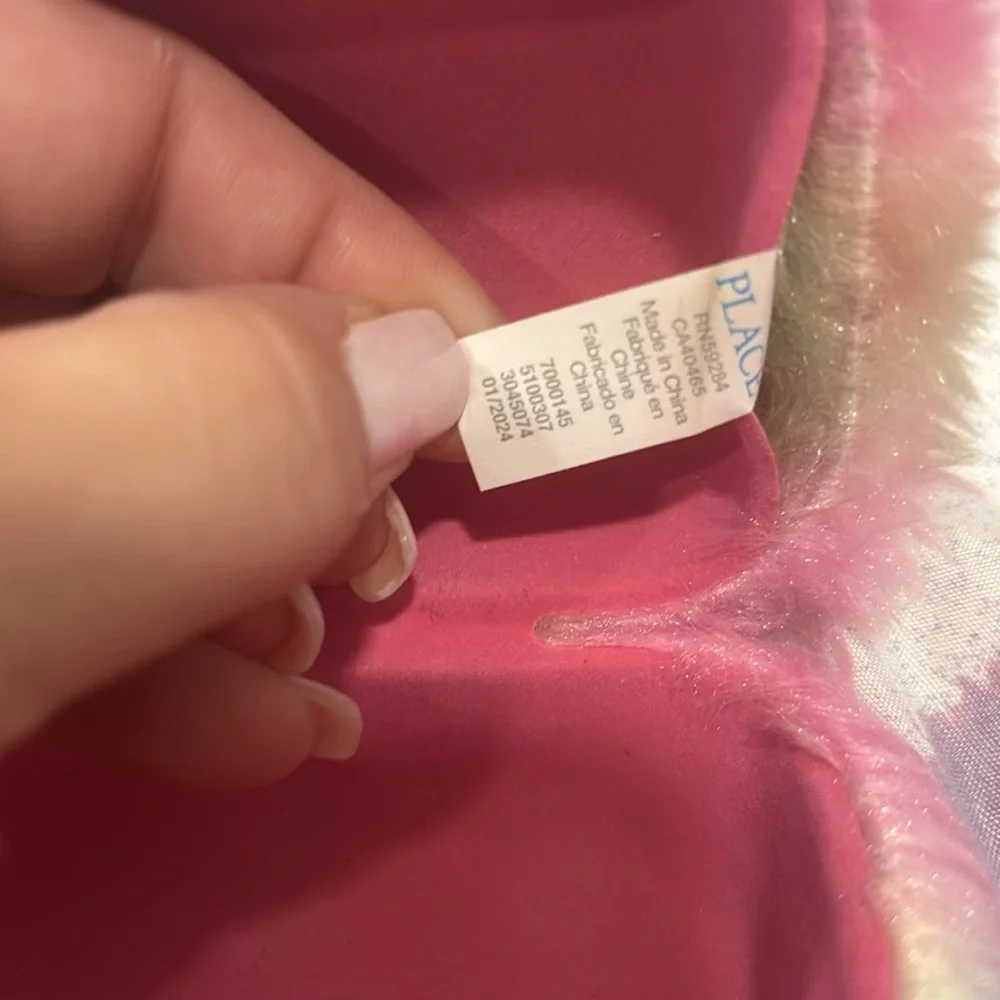 Children’s Place Fluffy Sunglasses Case NWOT